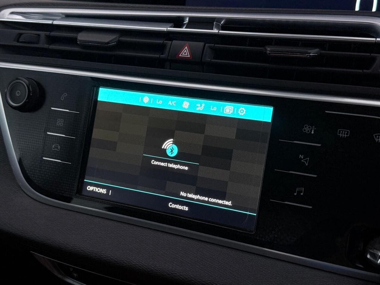 Citroen Grand C4 SpaceTourer thumbnail Infotainment System