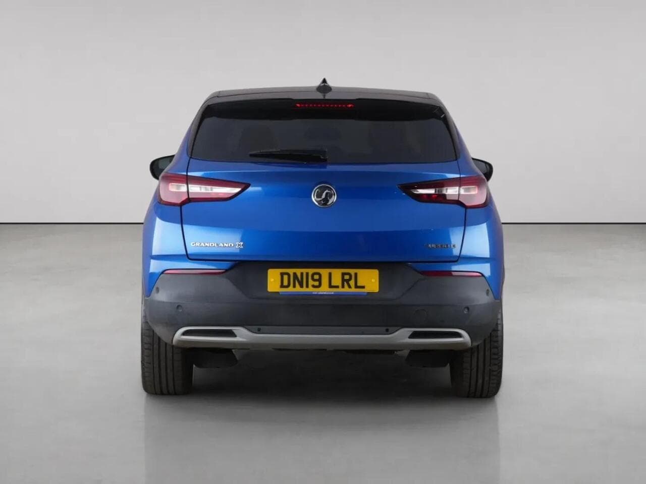 Vauxhall Grandland X thumbnail Rear