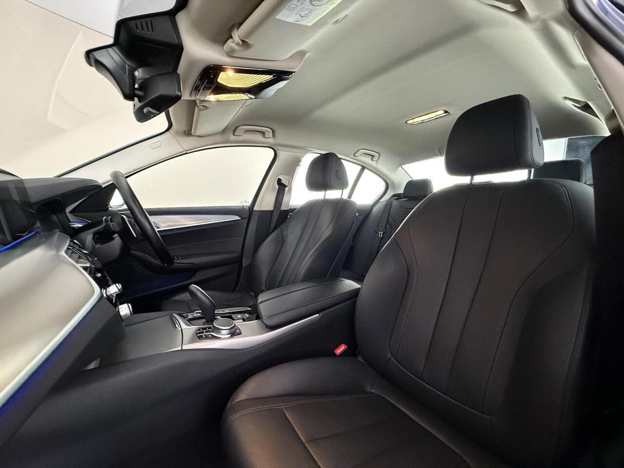 BMW 5 Series thumbnail Seat Front Passenger