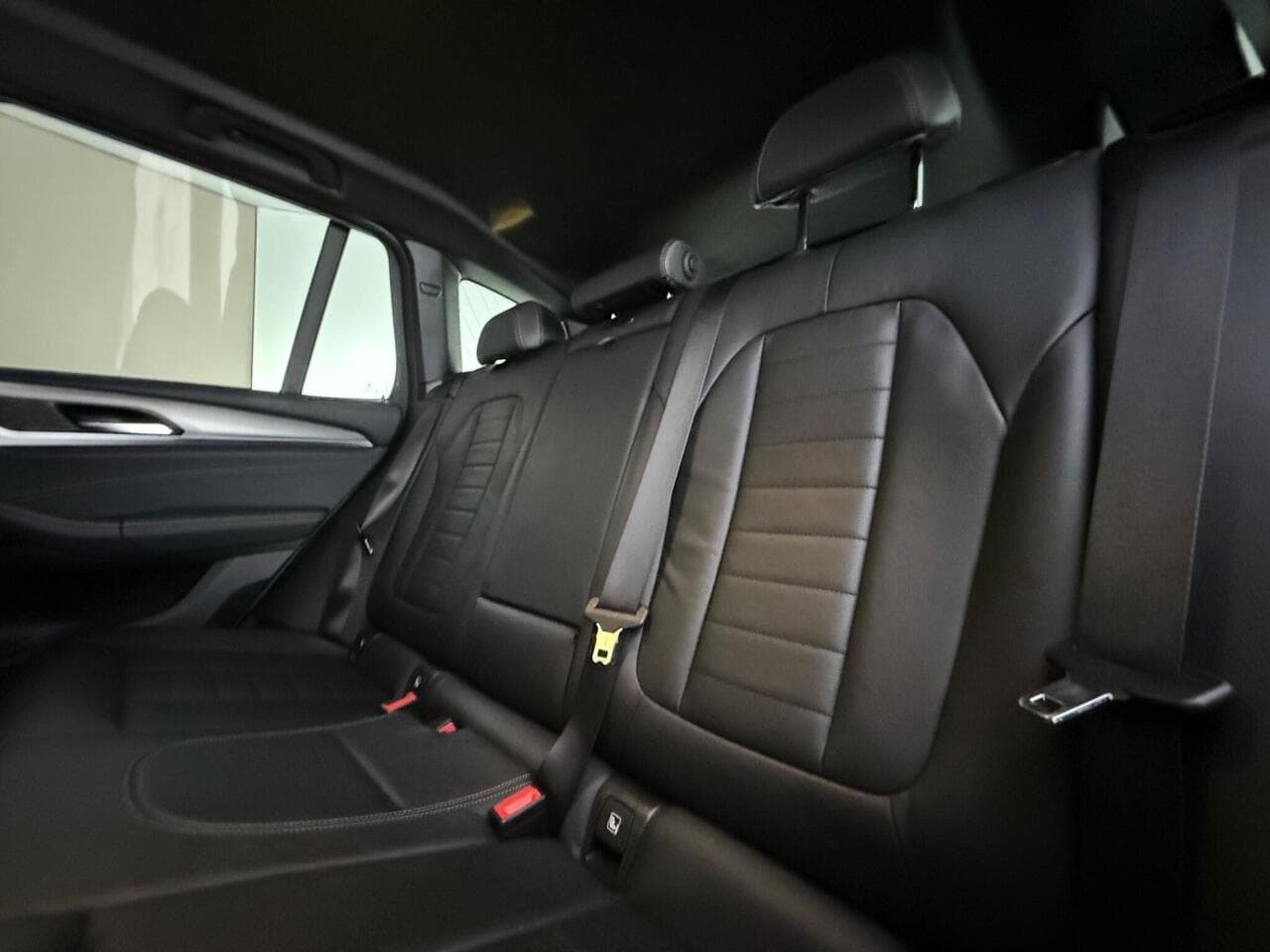 BMW X3 thumbnail Seats Rear