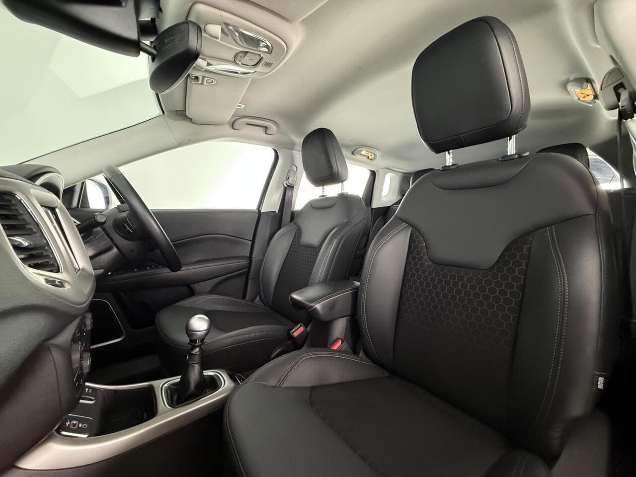 Jeep Compass thumbnail Seat Front Passenger