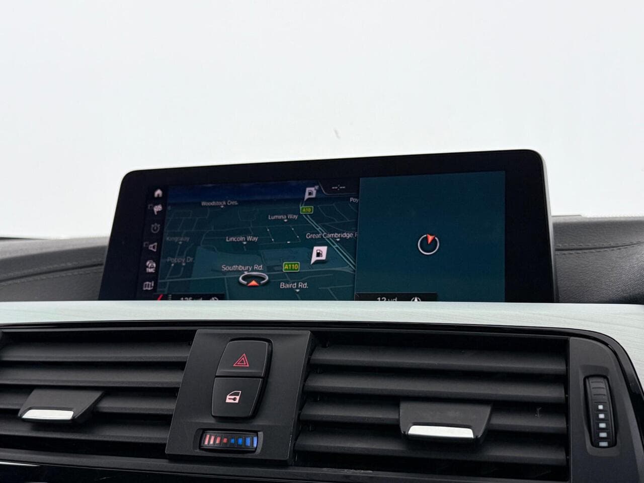 BMW 4 Series Gran Coupe thumbnail Infotainment System