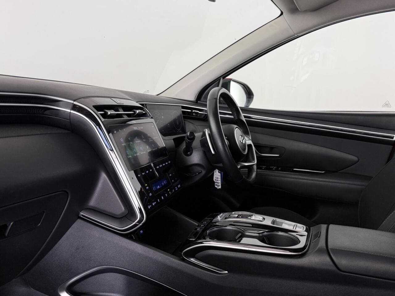 Hyundai TUCSON thumbnail Interior Front