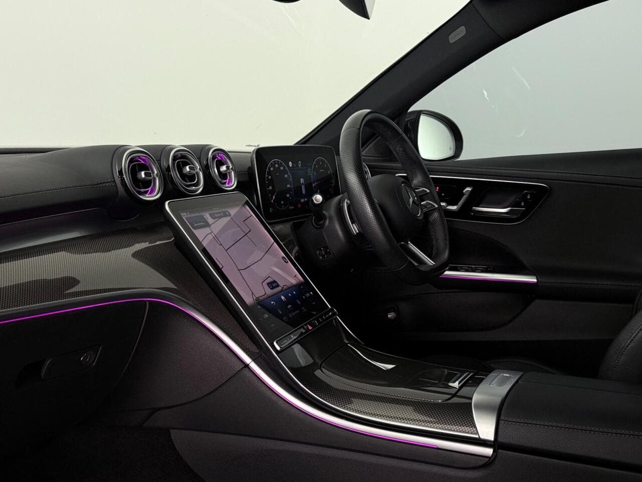 Mercedes-Benz C Class thumbnail Interior Front