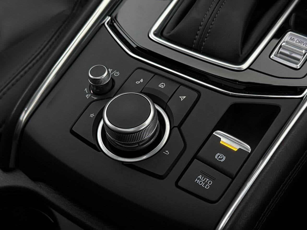 Mazda CX-5 thumbnail Misc Controls