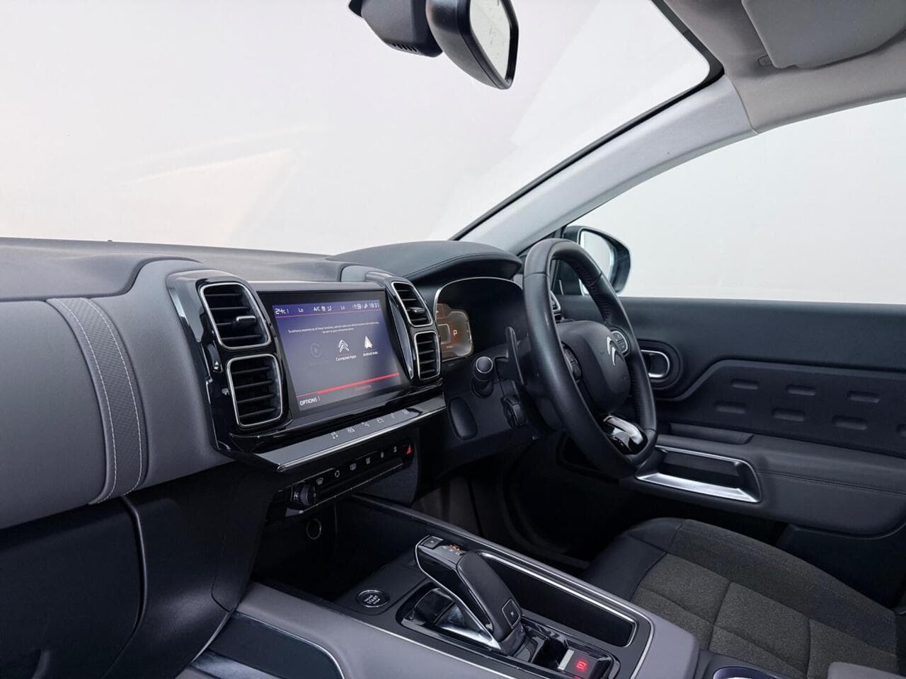 Citroen C5 Aircross thumbnail Interior Front