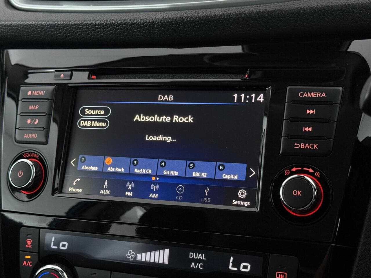 Nissan Qashqai thumbnail Infotainment System