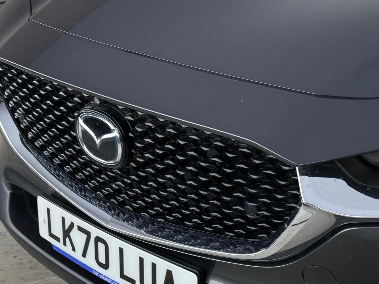 Mazda CX-30 thumbnail Badge Exterior