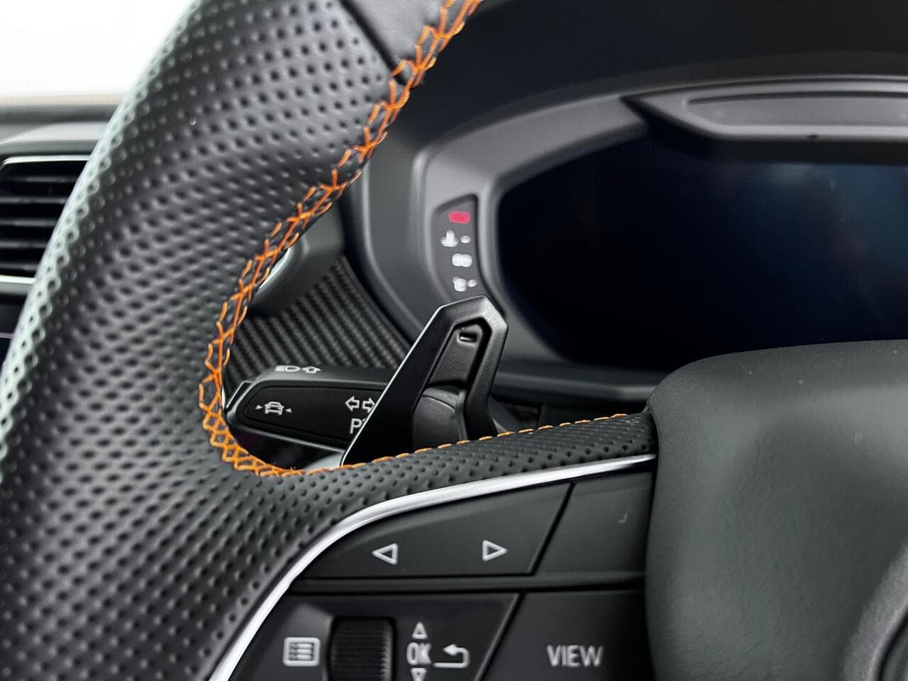 Lamborghini Urus thumbnail Misc Controls