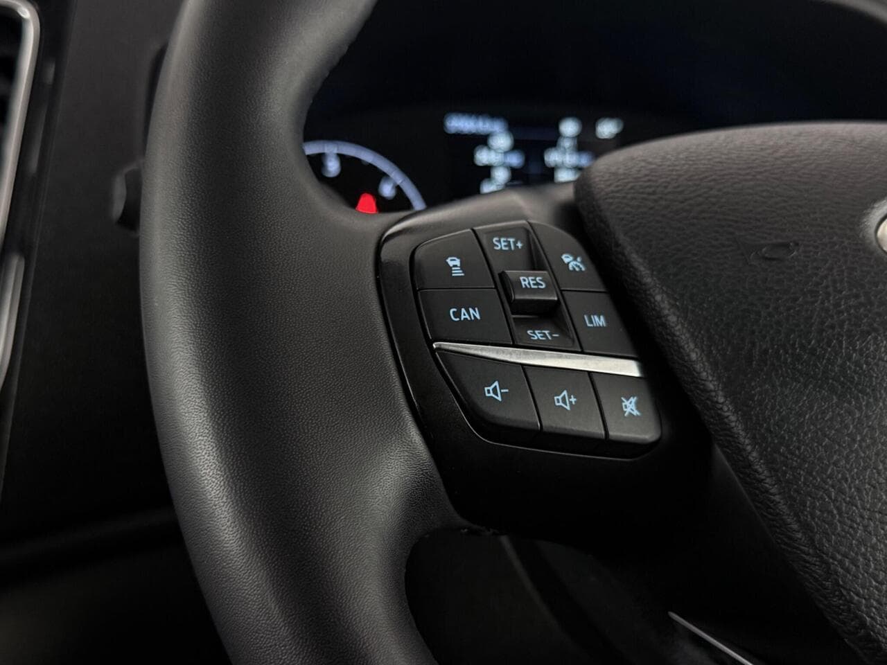 Ford Transit Custom thumbnail Misc Controls