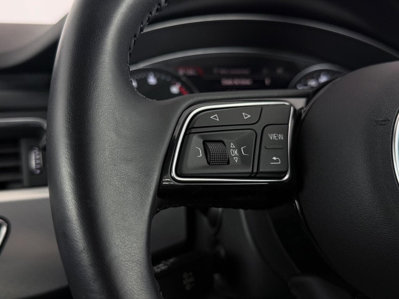 Audi A5 thumbnail Misc Controls