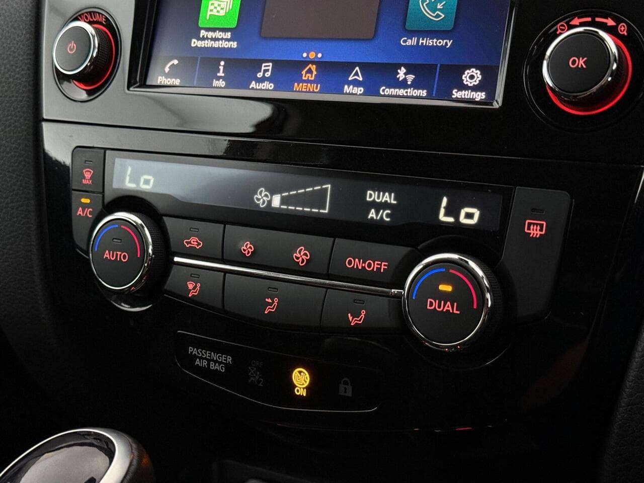 Nissan Qashqai thumbnail Infotainment System