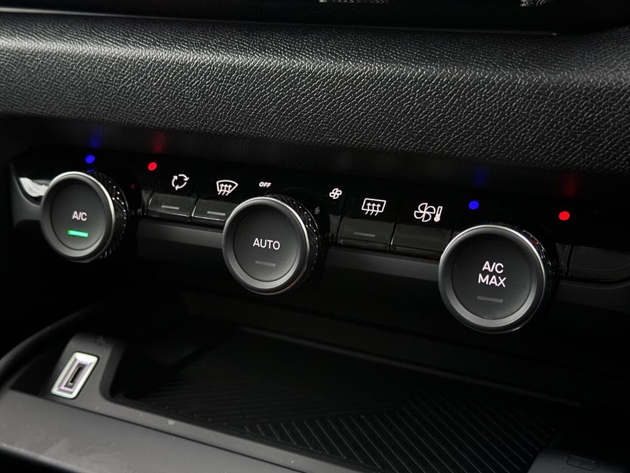 Citroen C4 thumbnail Misc Controls