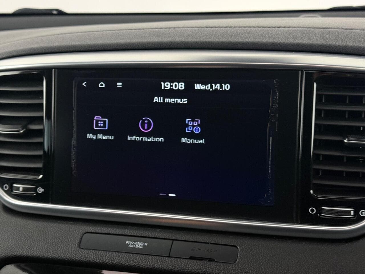 Kia Sportage thumbnail Infotainment System