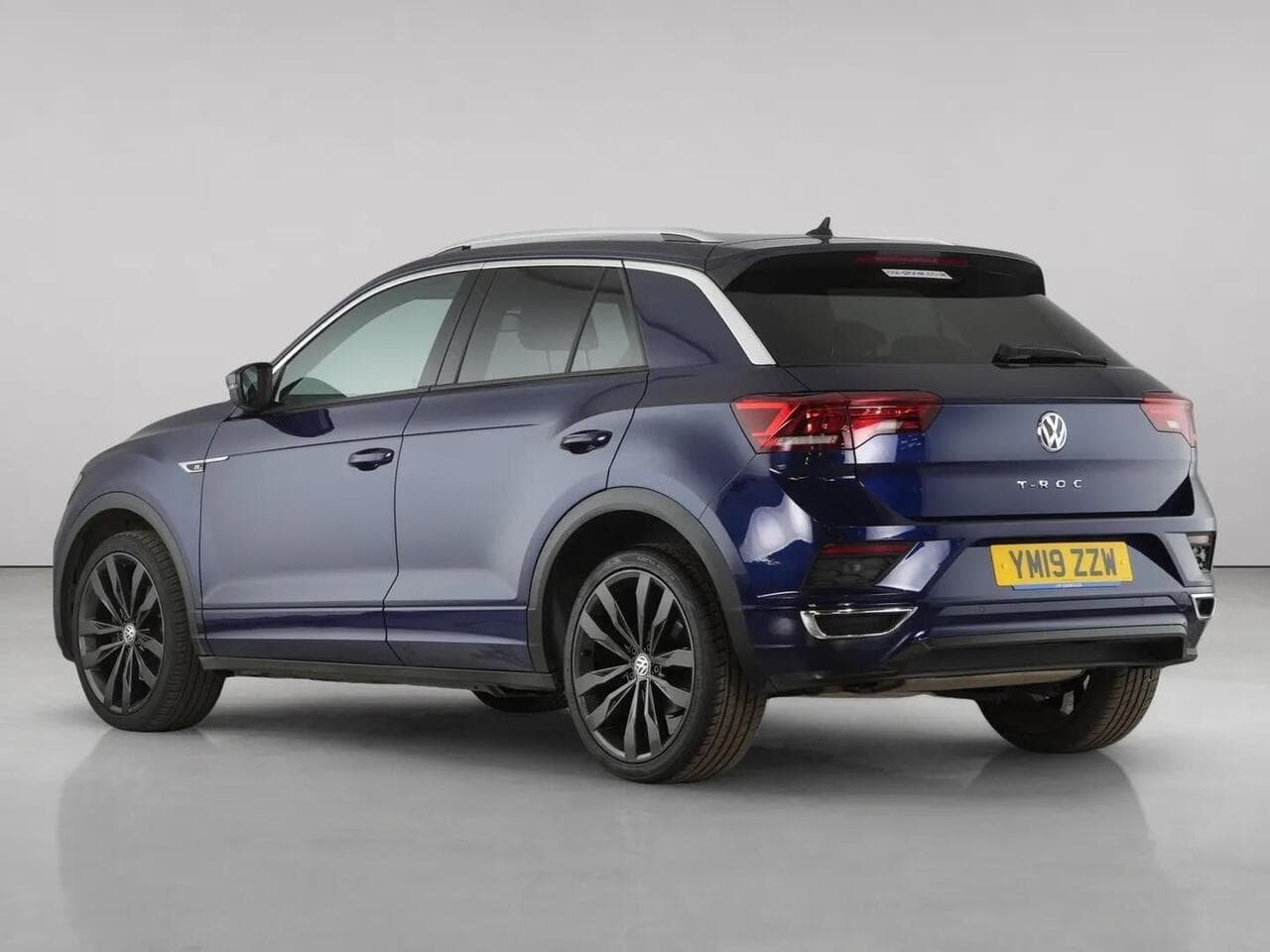 Volkswagen T-Roc thumbnail Rear Left