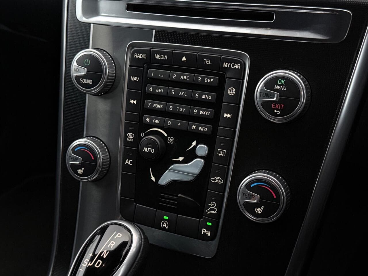 Volvo XC60 thumbnail Misc Controls