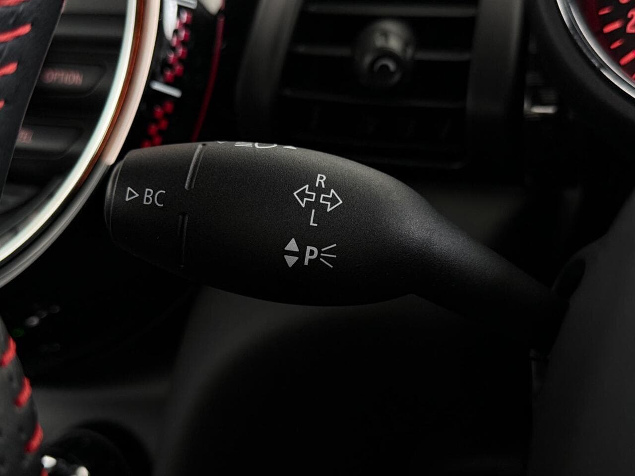 MINI Hatch thumbnail Misc Controls