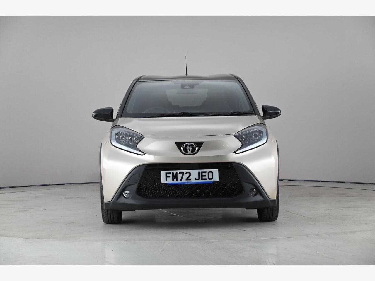 Toyota Aygo X thumbnail Front