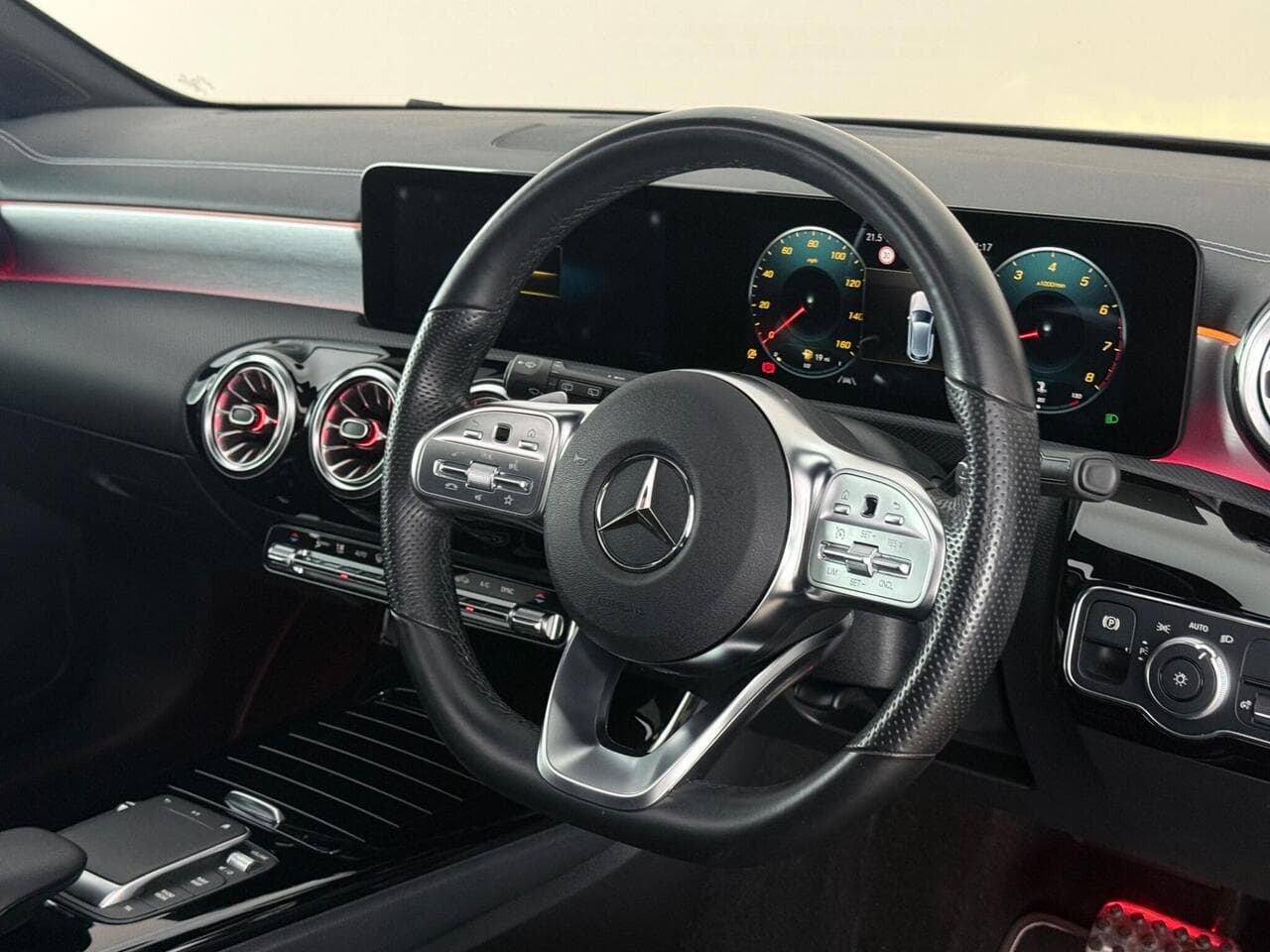 Mercedes-Benz A Class thumbnail Steering Wheel