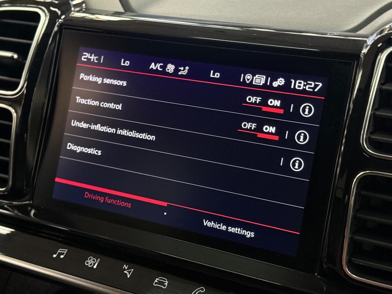 Citroen C5 Aircross thumbnail Infotainment System