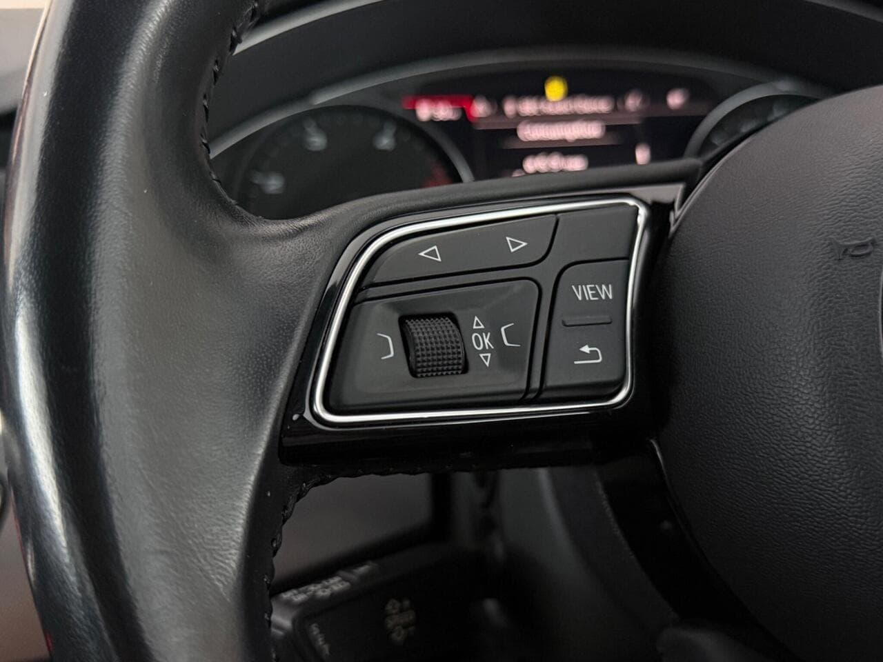 Audi A4 Avant thumbnail Misc Controls