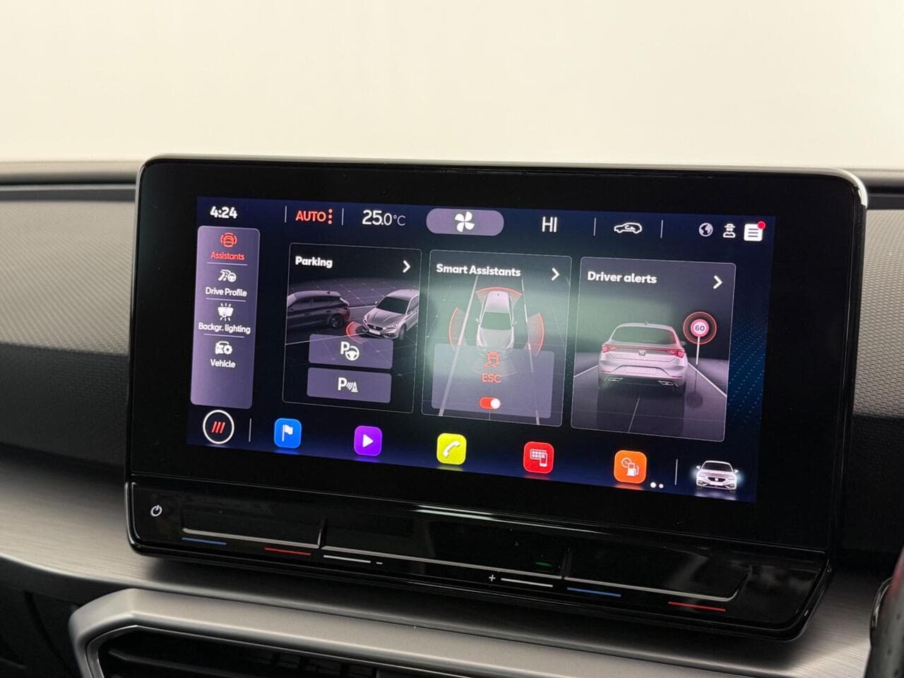 SEAT Leon thumbnail Infotainment System