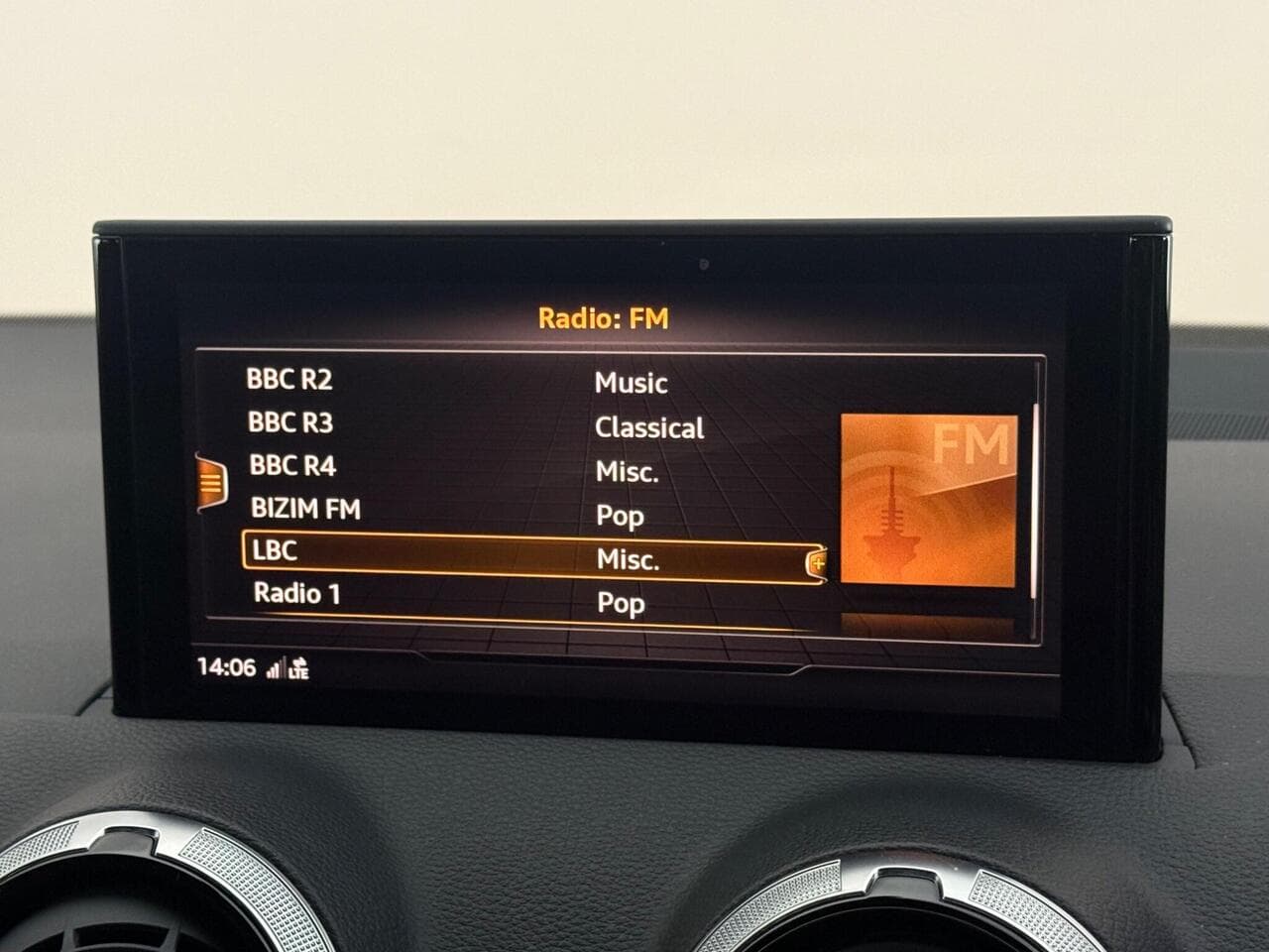 Audi Q2 thumbnail Infotainment System