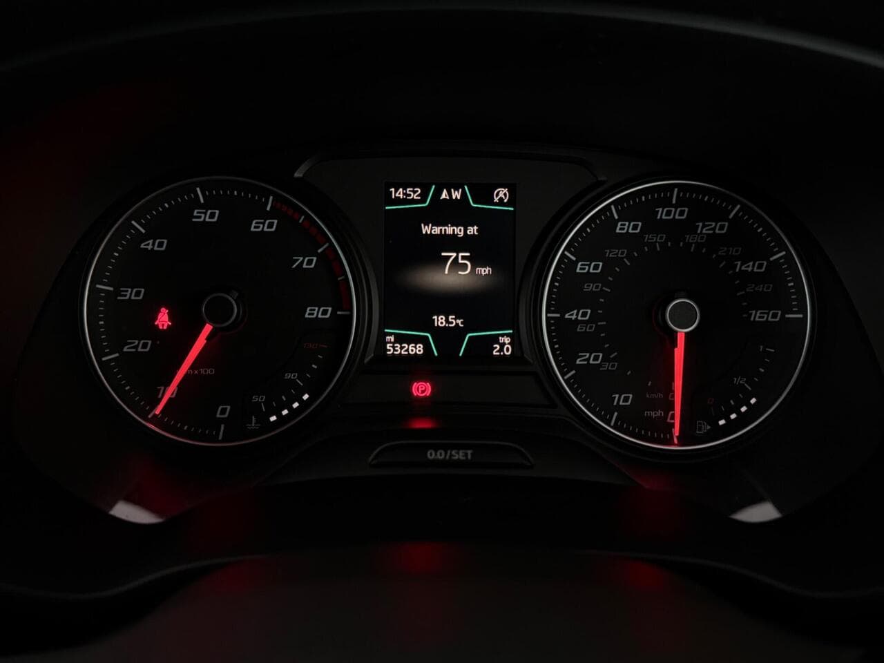 SEAT Leon thumbnail Driver Instruments