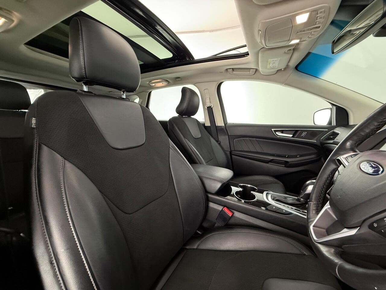 Ford Edge thumbnail Seat Driver