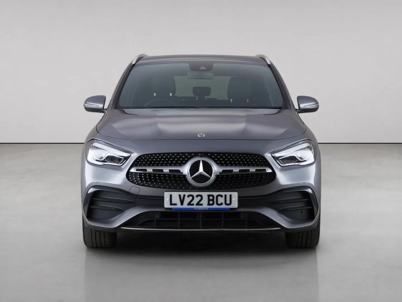 Mercedes-Benz GLA thumbnail Front