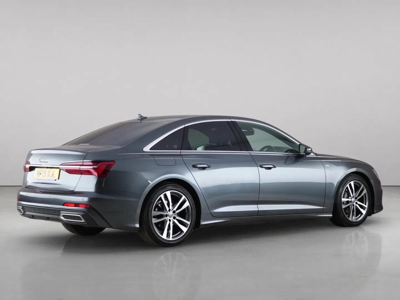 Audi A6 Saloon thumbnail Side Right