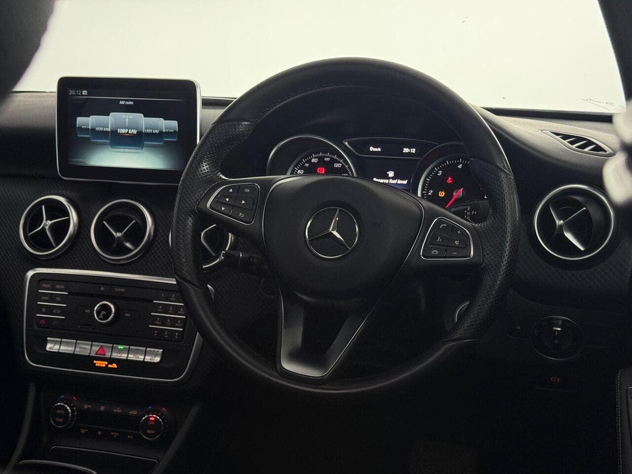 Mercedes-Benz A Class thumbnail Steering Wheel