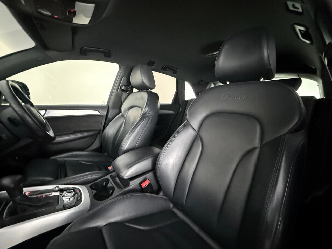 Audi Q5 thumbnail Seat Front Passenger