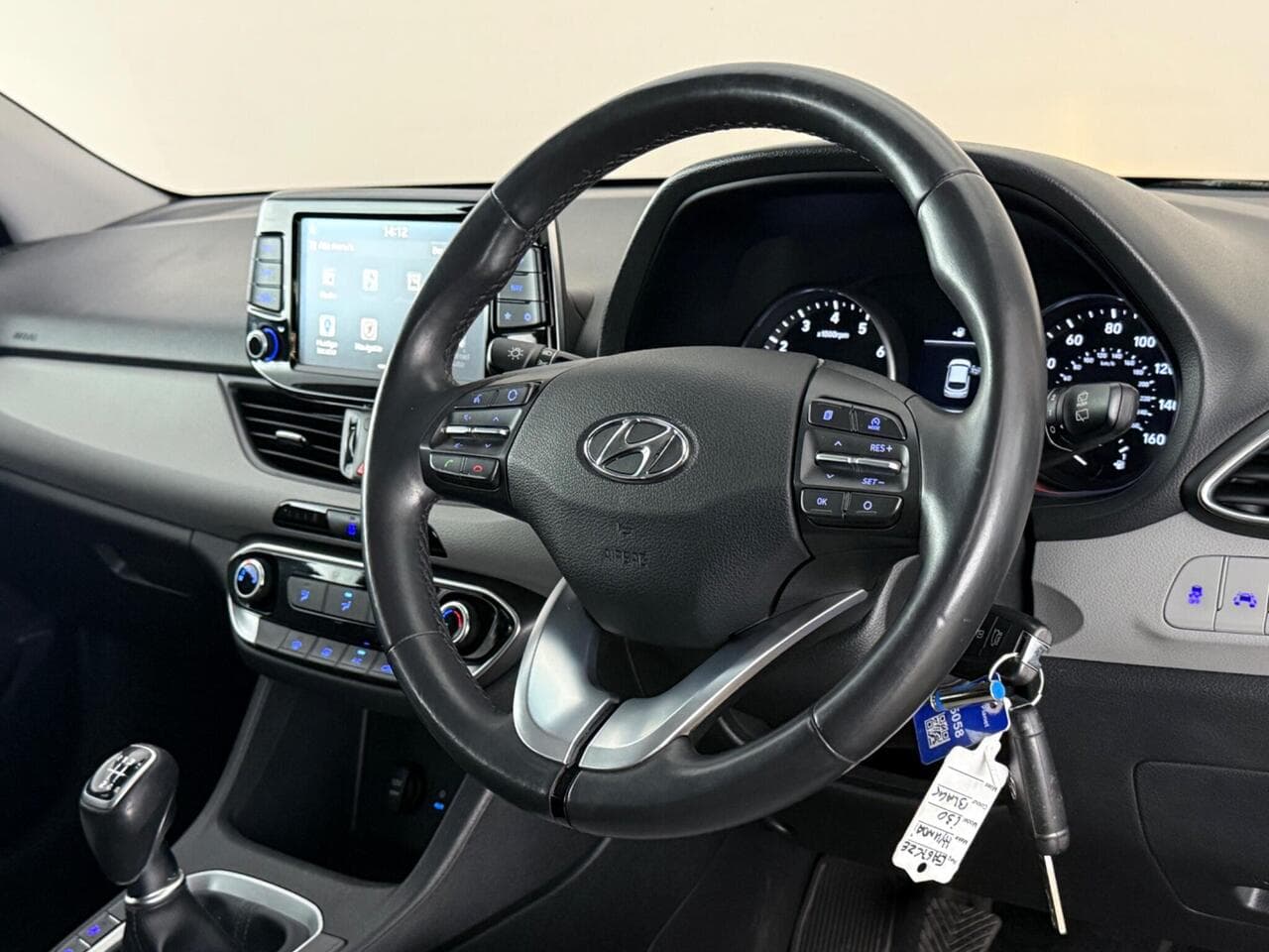 Hyundai i30 thumbnail Steering Wheel