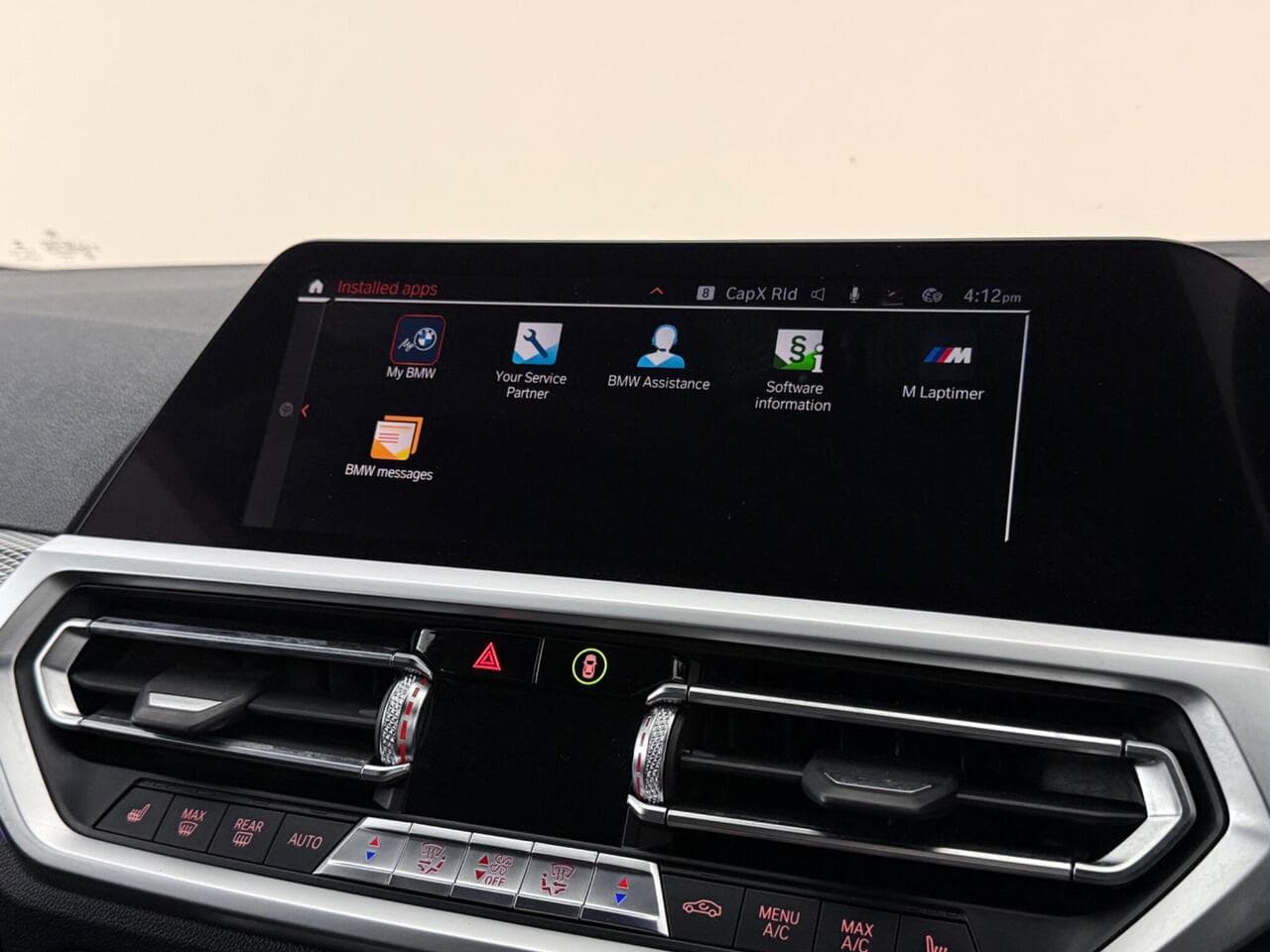 BMW 3 Series thumbnail Infotainment System
