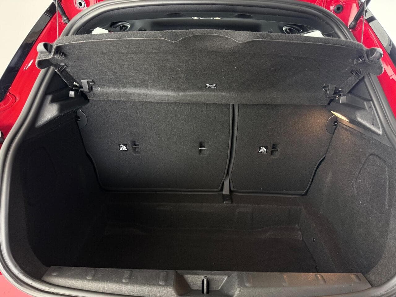 MINI Hatch thumbnail Boot