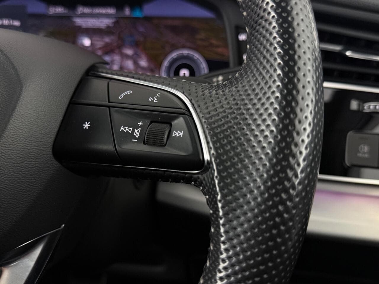 Audi Q7 thumbnail Misc Controls