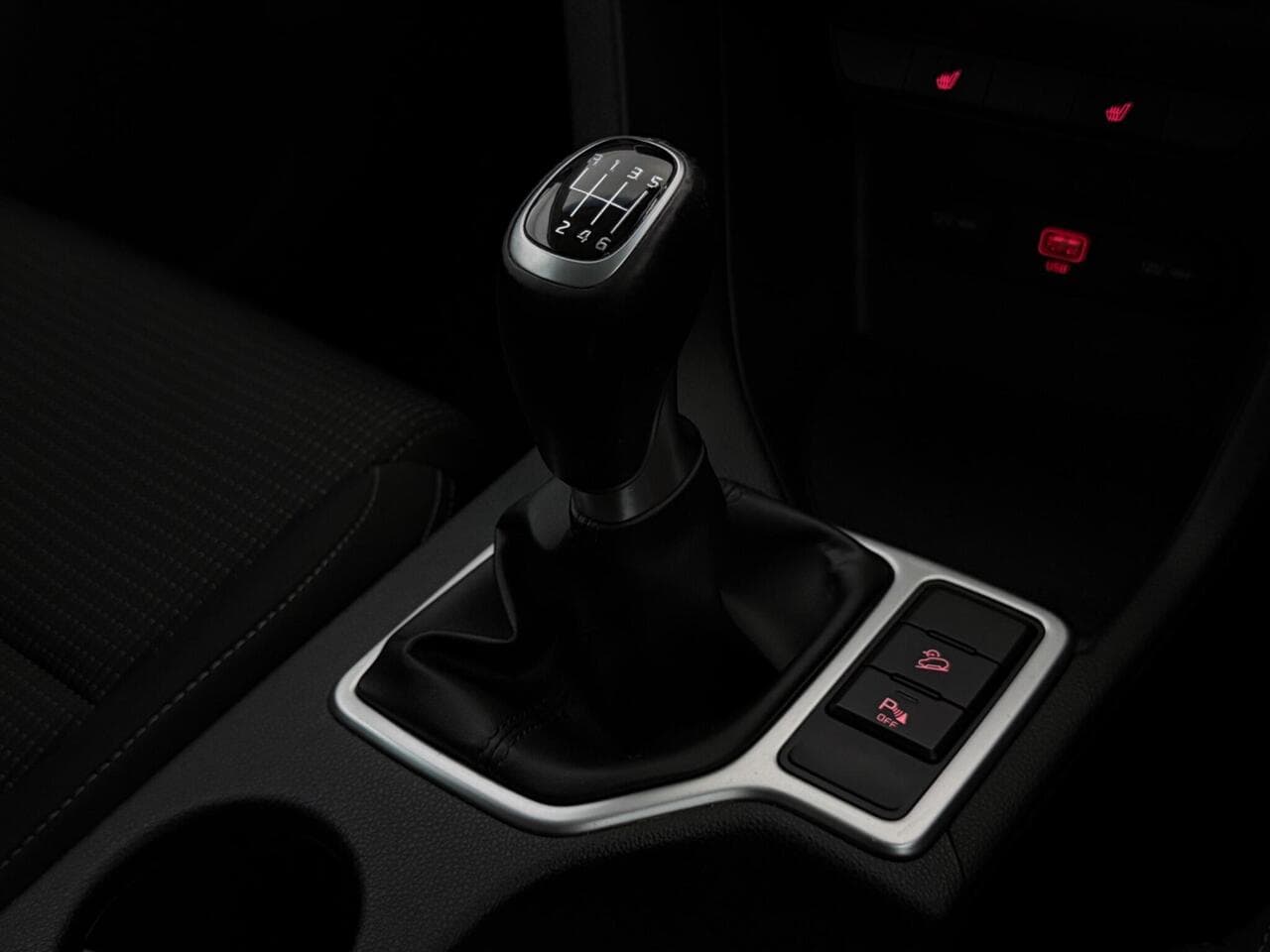 Kia Sportage thumbnail Misc Controls