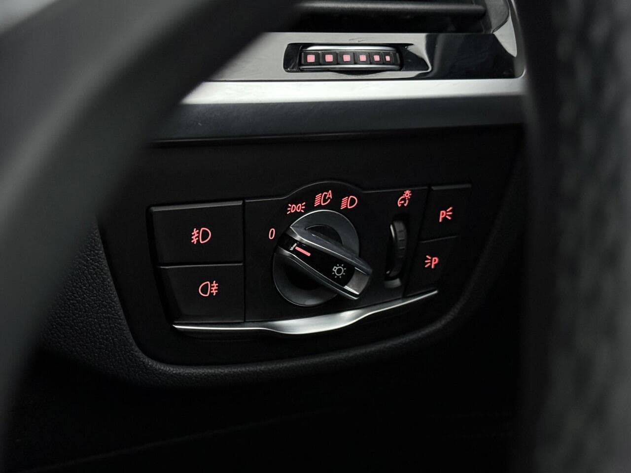 BMW X3 thumbnail Misc Controls