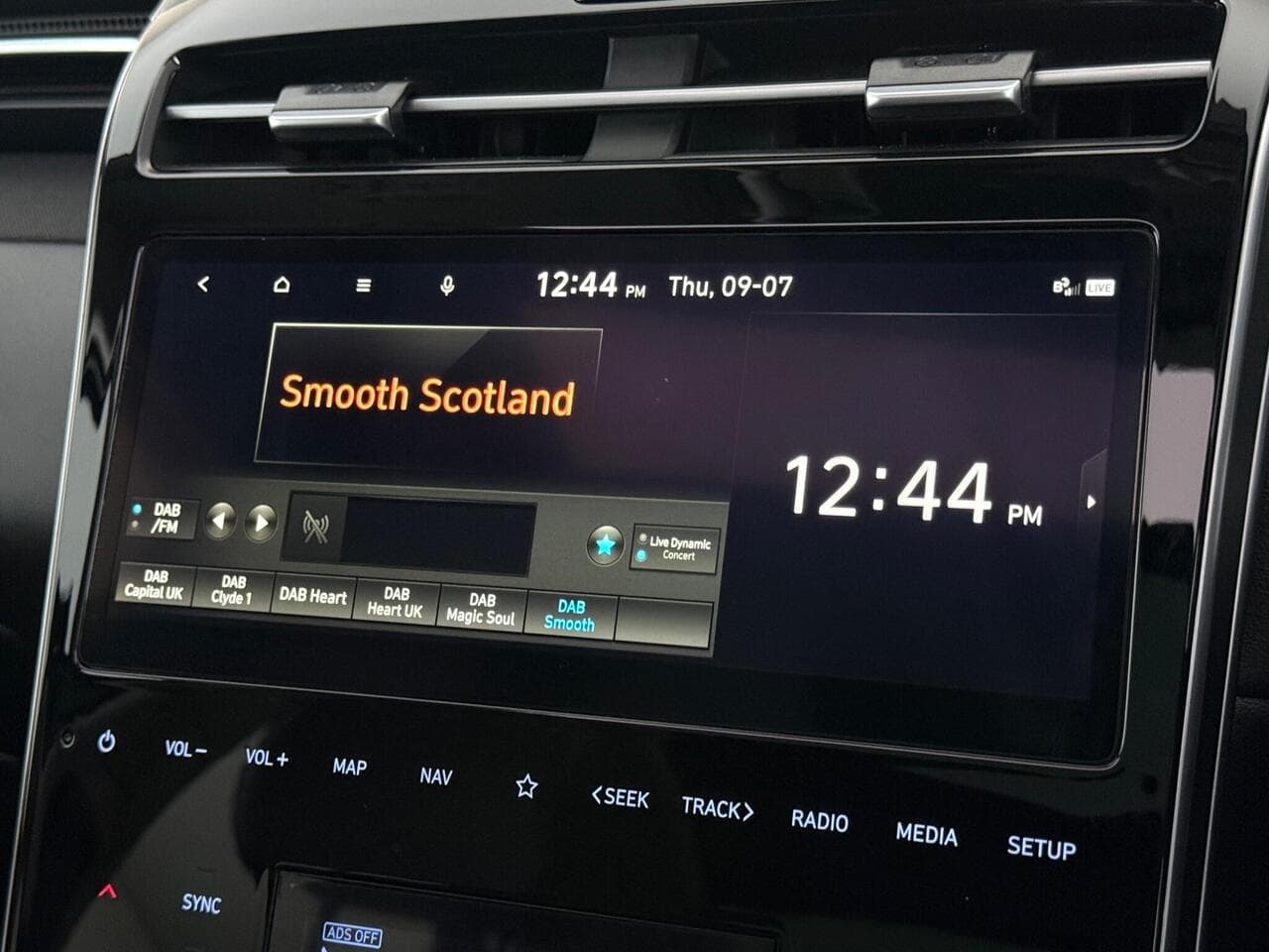 Hyundai TUCSON thumbnail Infotainment System