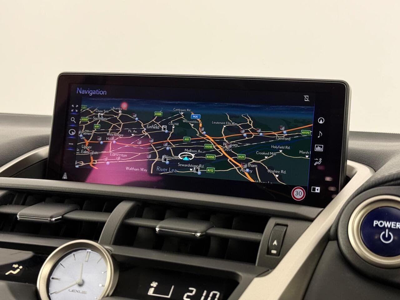 Lexus NX thumbnail Infotainment System
