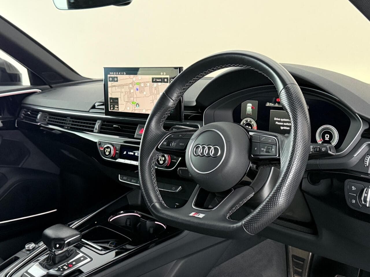 Audi A4 Avant thumbnail Interior Front