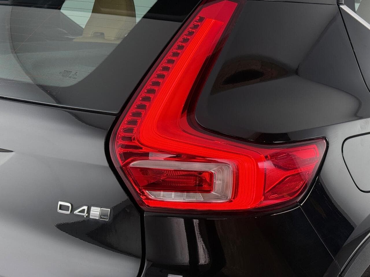 Volvo XC40 thumbnail Lights Rear