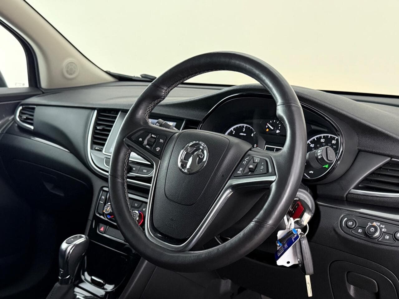 Vauxhall Mokka X thumbnail Interior Front