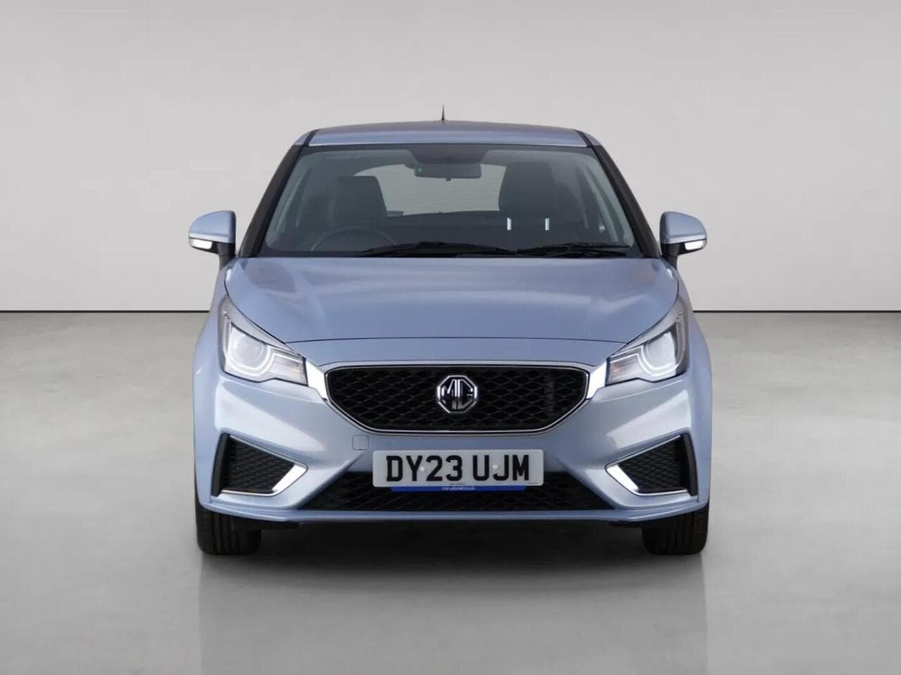 MG MG3 thumbnail Front