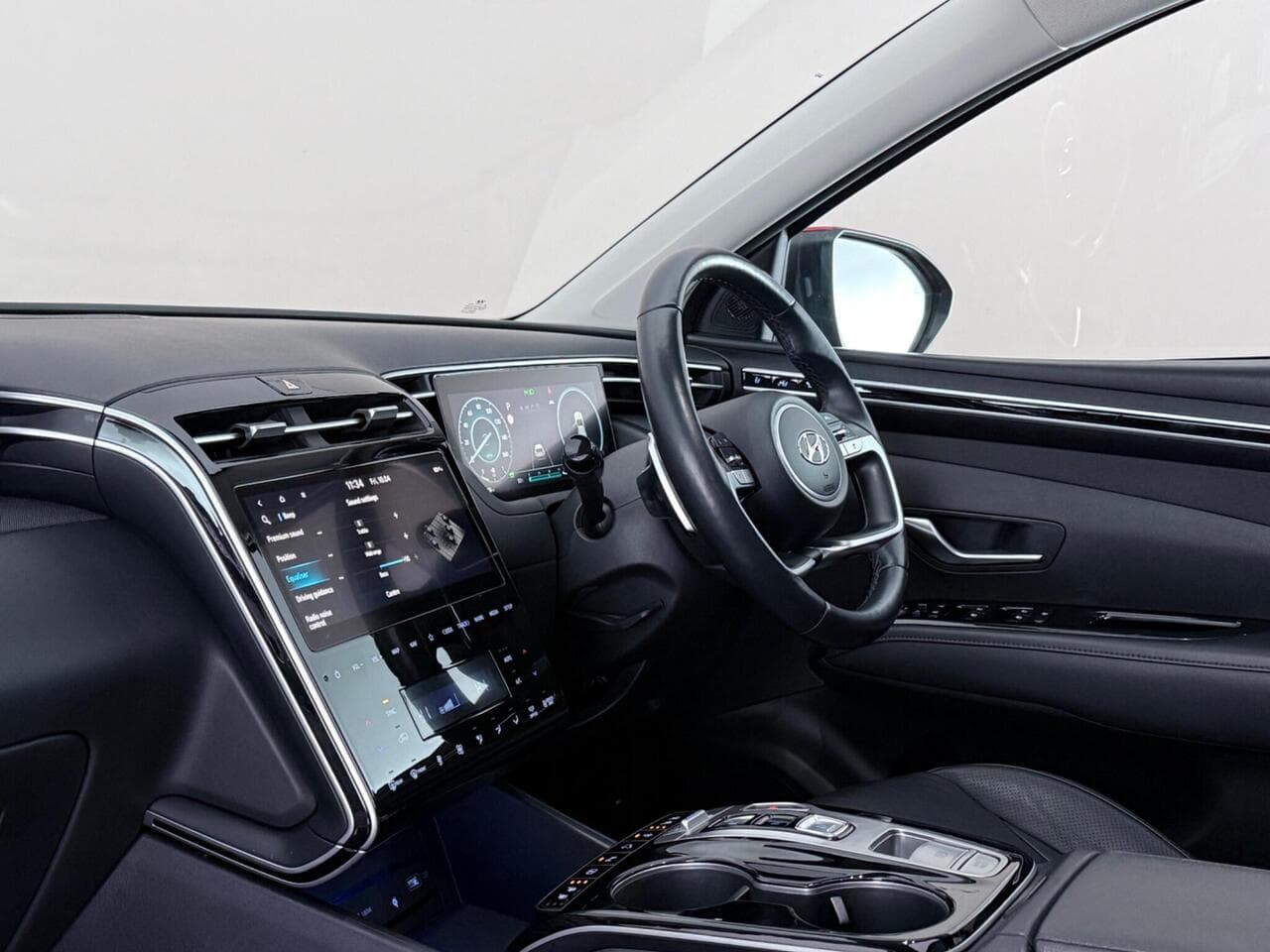Hyundai TUCSON thumbnail Interior Front