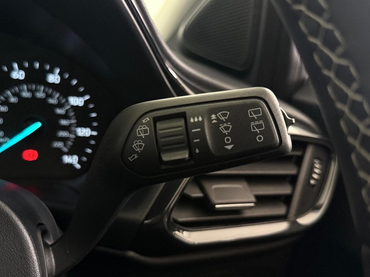 Ford Puma thumbnail Misc Controls