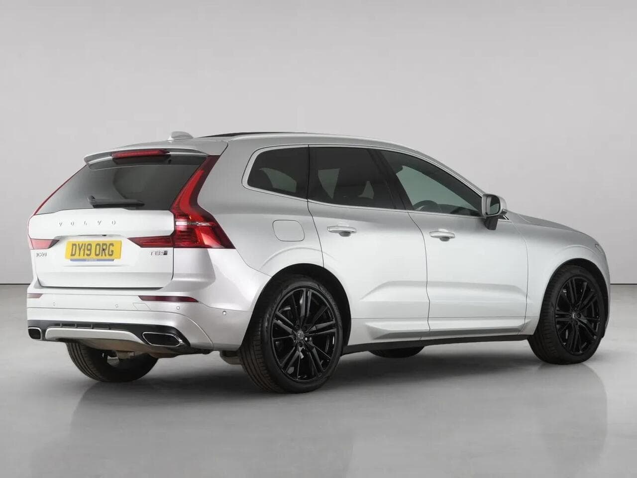 Volvo XC60 thumbnail Rear Right