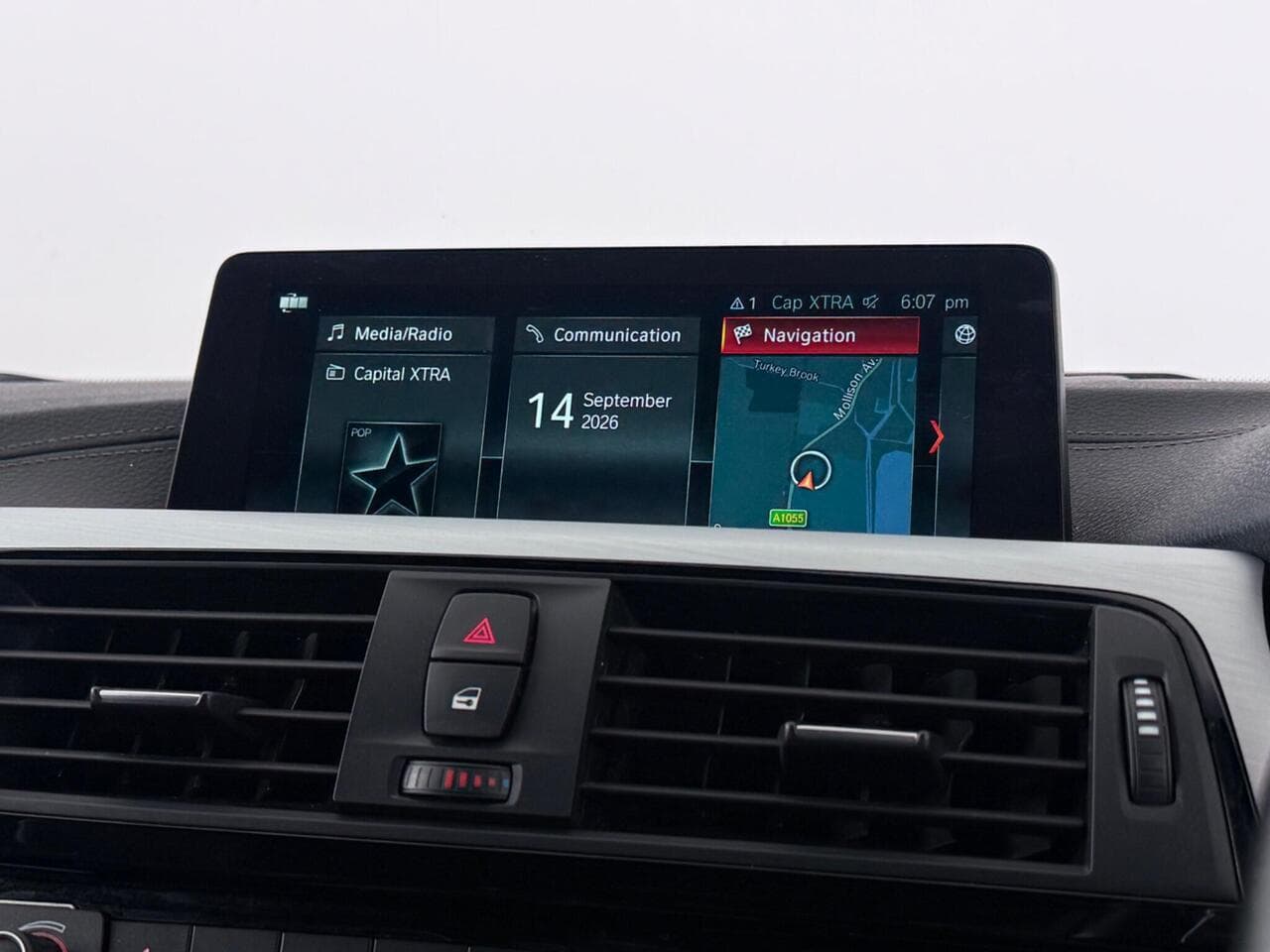 BMW 4 Series Gran Coupe thumbnail Infotainment System