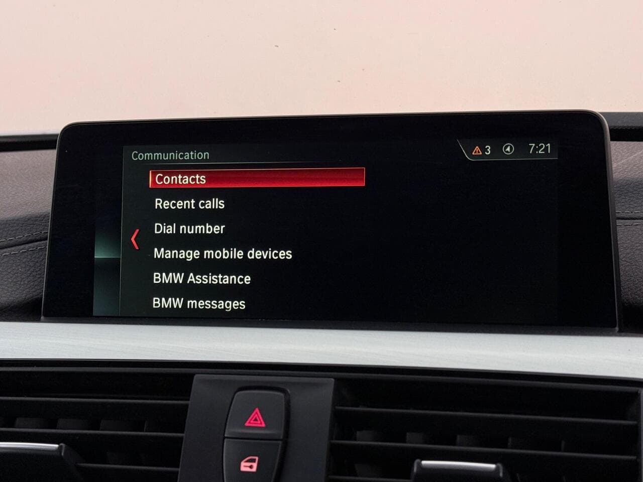 BMW 4 Series thumbnail Infotainment System